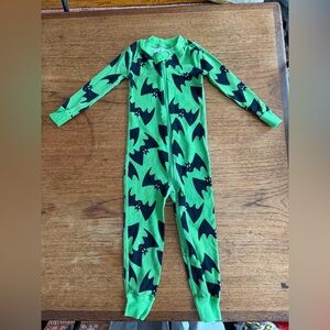 Hanna Andersson Green Bat Print Kids Footie 3T